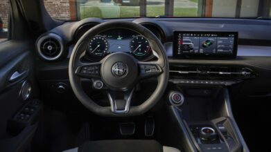 Δοκιμάζουμε την ανανεωμένη Alfa Romeo Tonale Ibrida των 175 ίππων