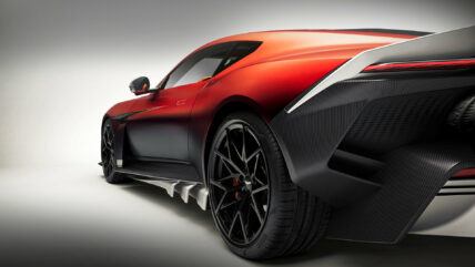 Aston Martin Valen 17