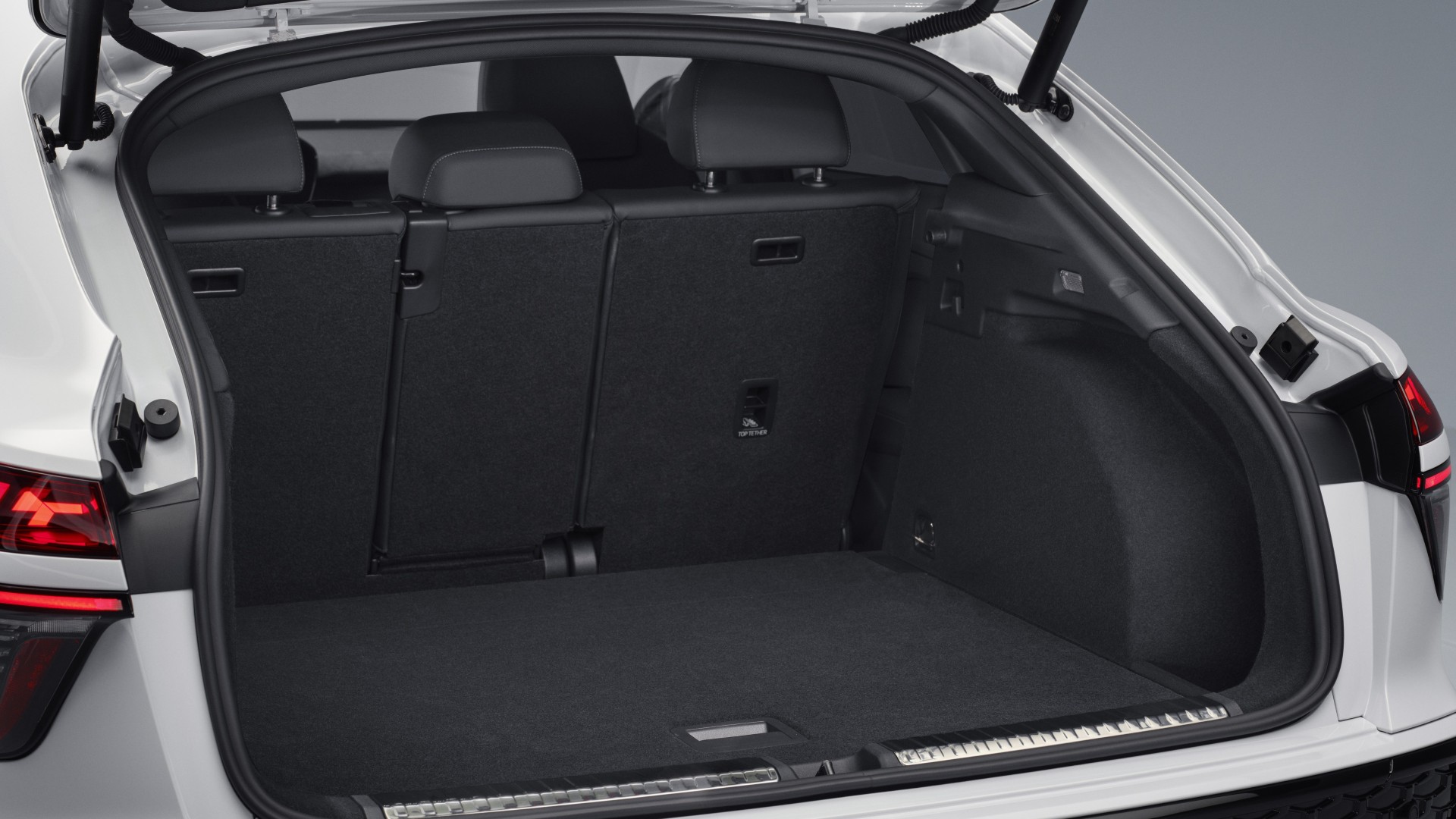 Δοκιμάζουμε το Audi Q3 Sportback 1.5 TFSI e-hybrid S tronic των 272 ίππων