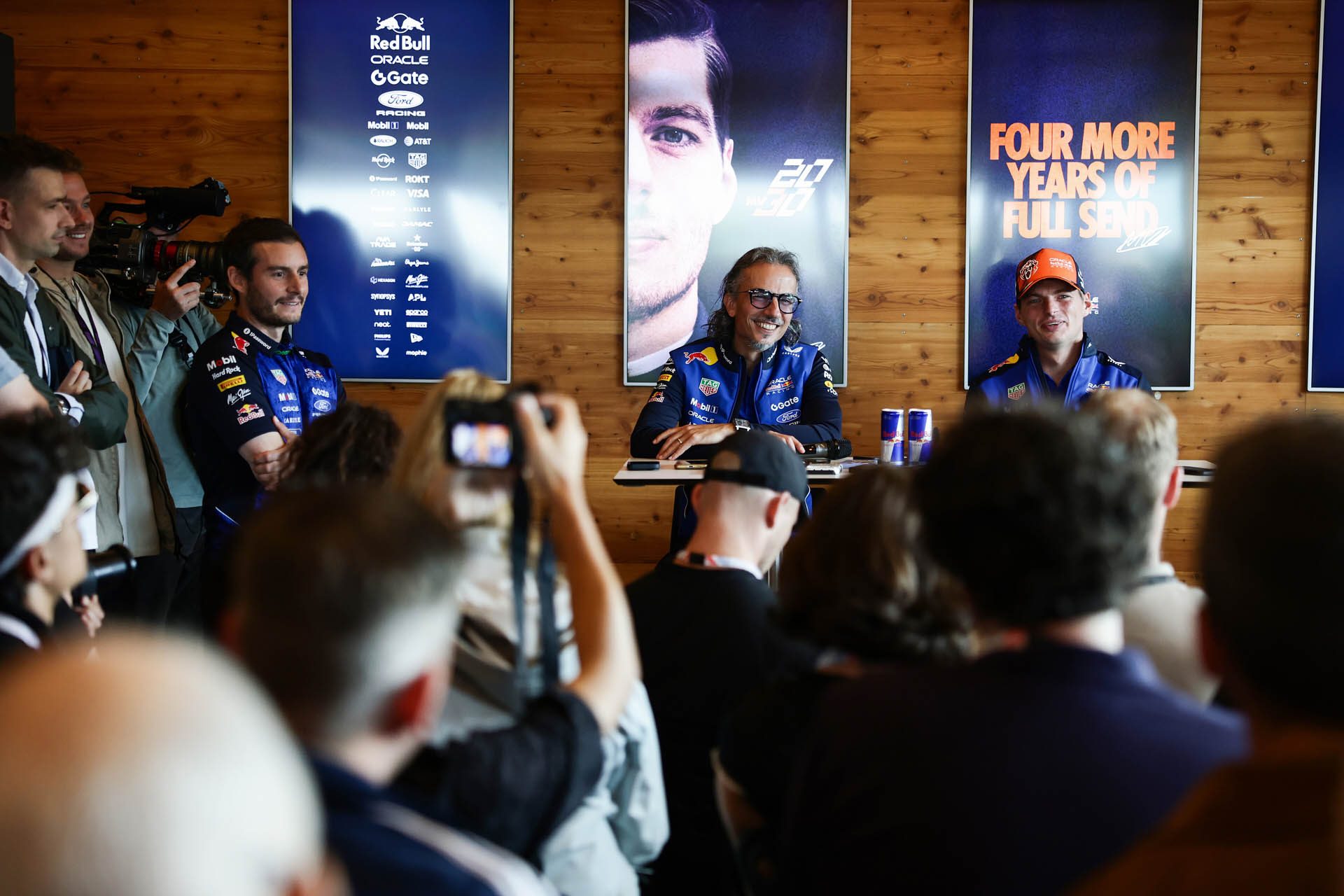 F1 Laurent Mekies & Max Verstappen (Red Bull) (1)