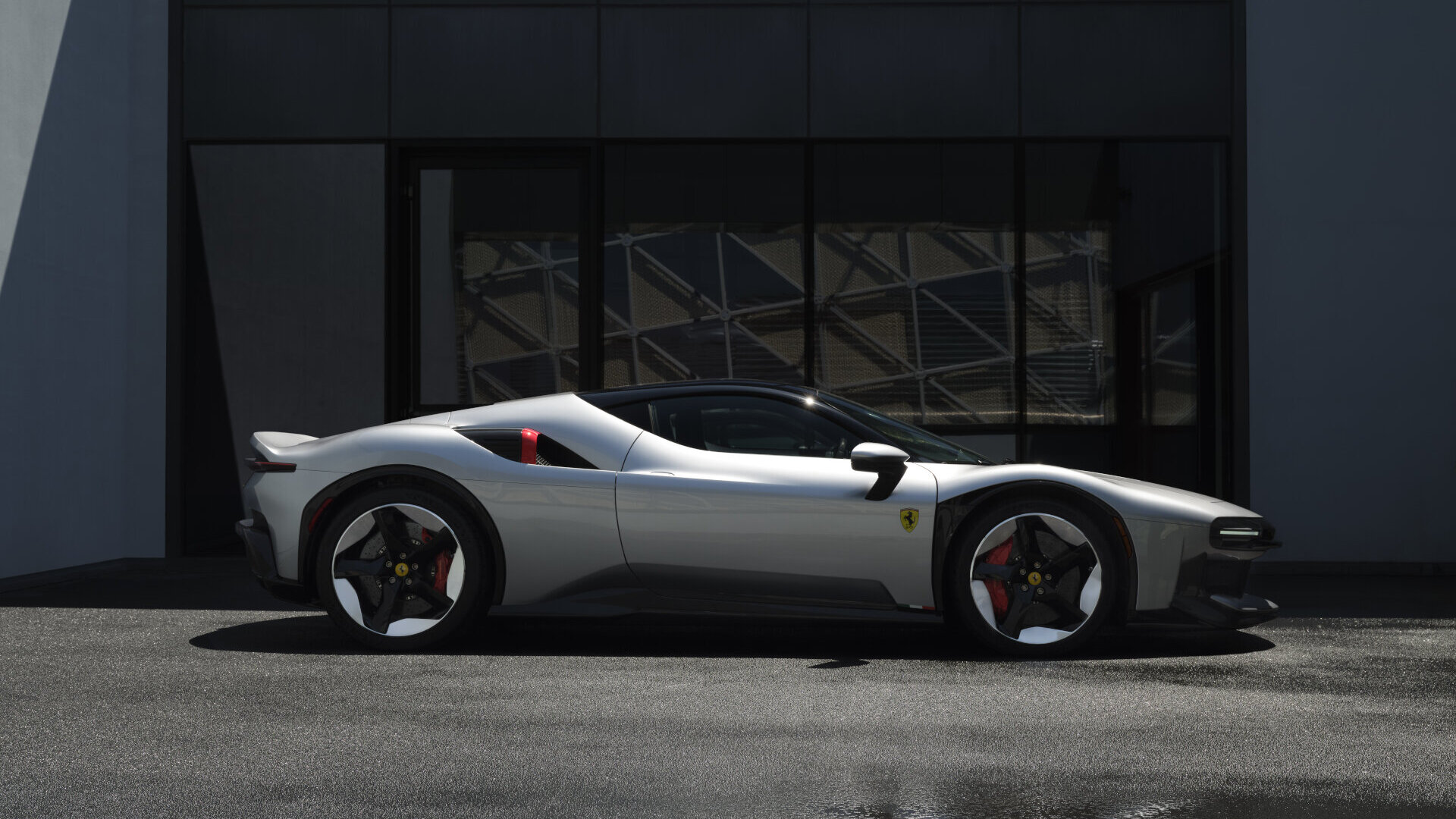 FERRARI CZ26 2026 (9)