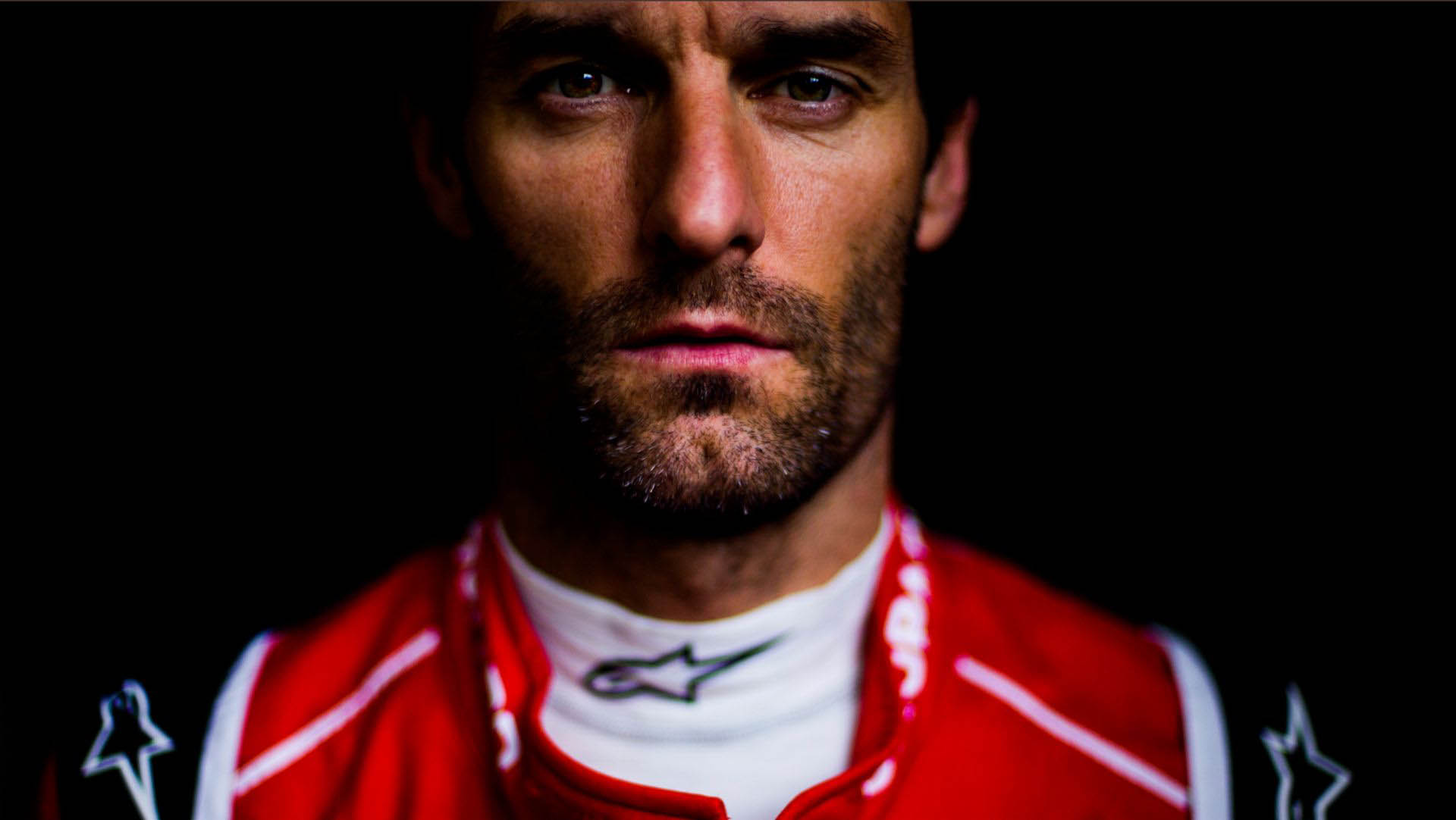 Merk Webber (4) Merk Webber (4)