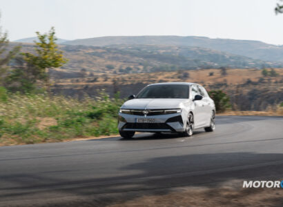 Opel Astra Hybrid white test drive 1