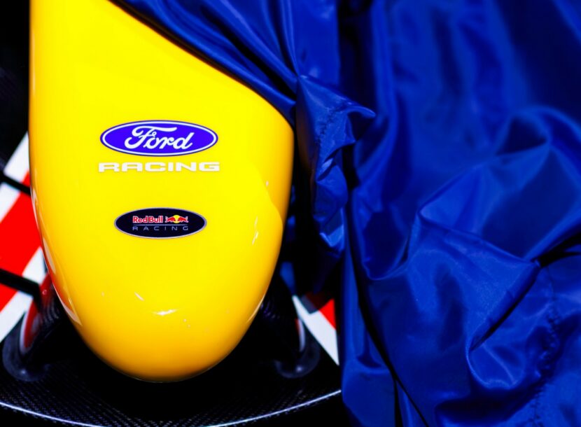 Oracle Red Bull Racing Red Bull Ford Powertrains 06