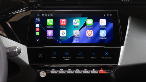 Peugeot 408 plug in hybrid test drive 20