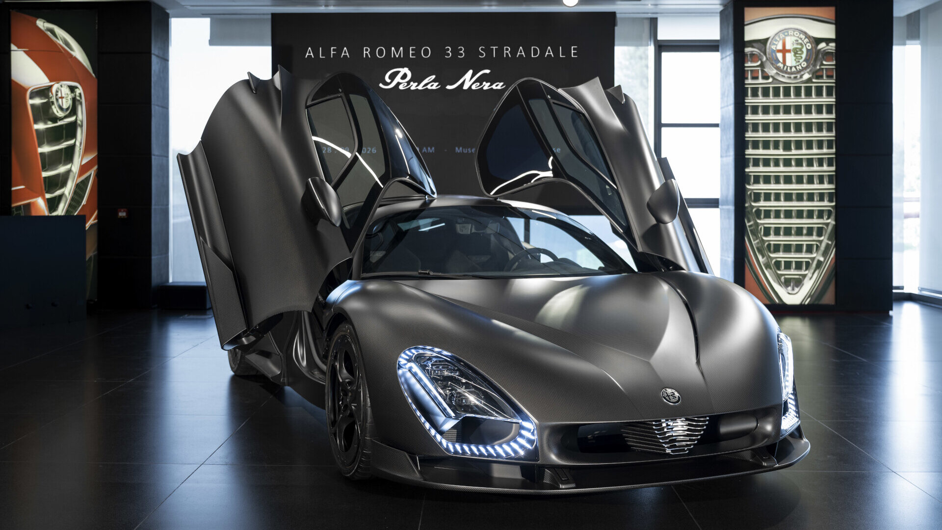 Alfa Romeo 33 Stradale Perla Nera 2026 (1)