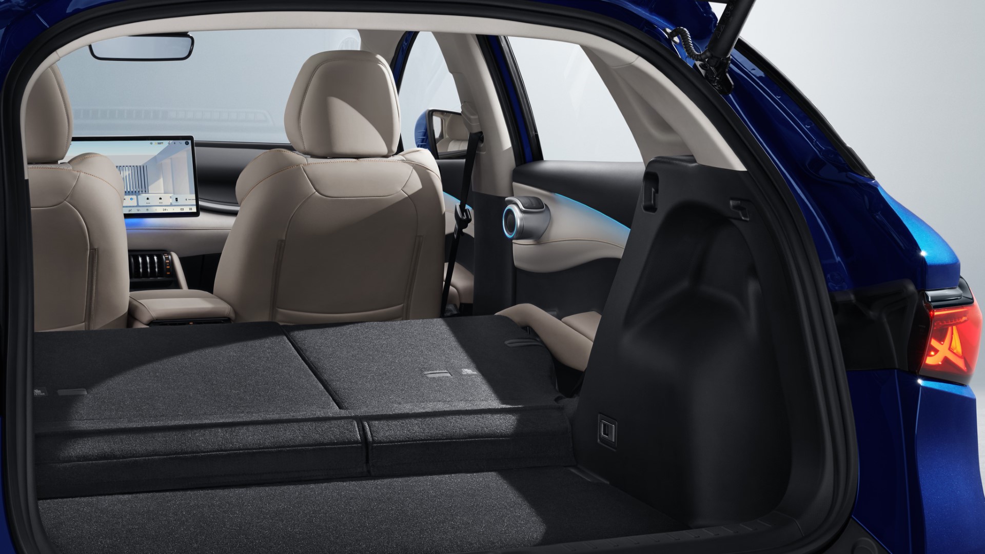 BYD ATTO 3 EVO City Mode ON 7