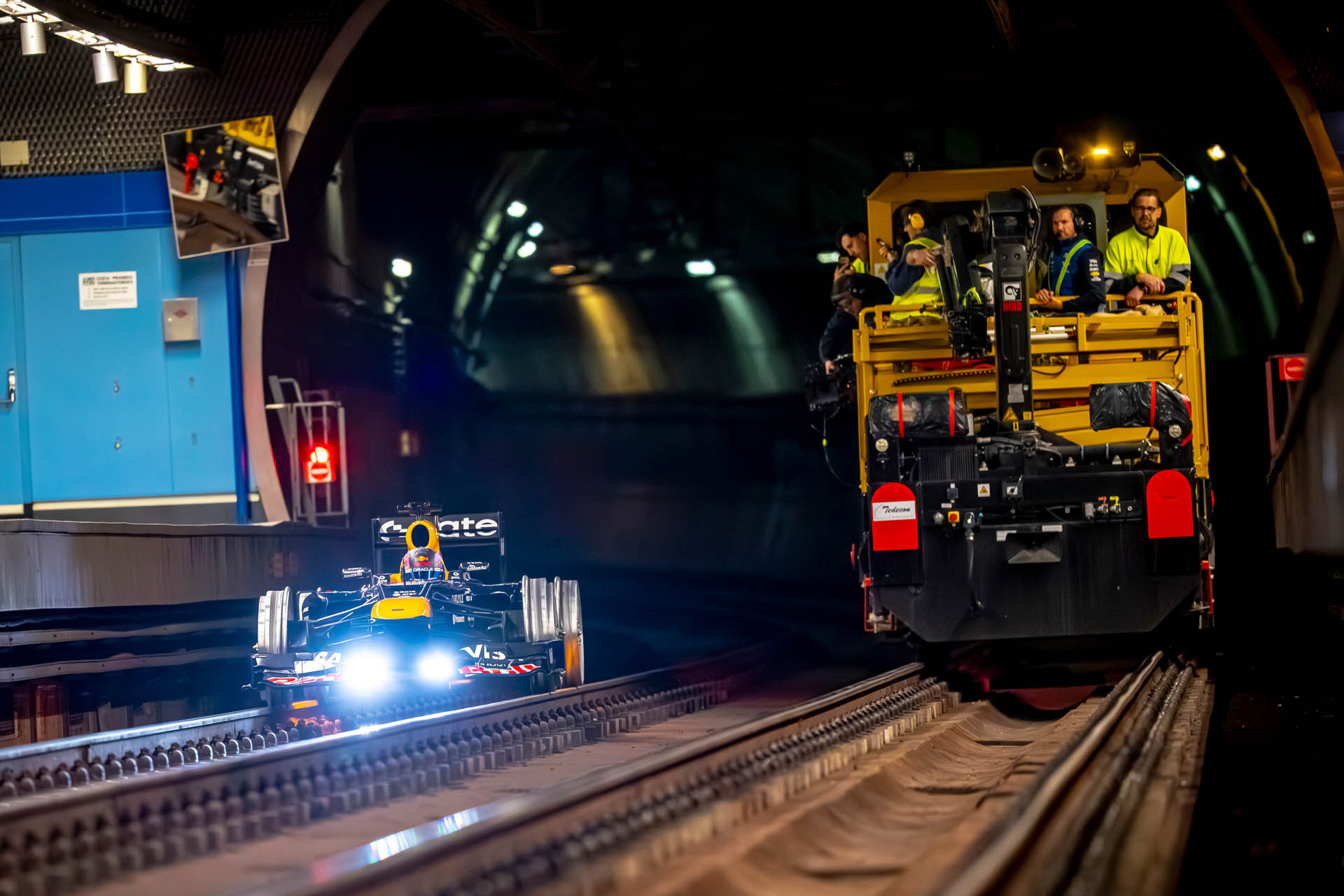 F1 Red Bull RB8 Madrid Metro (3) F1 Red Bull RB8 Madrid Metro (3)