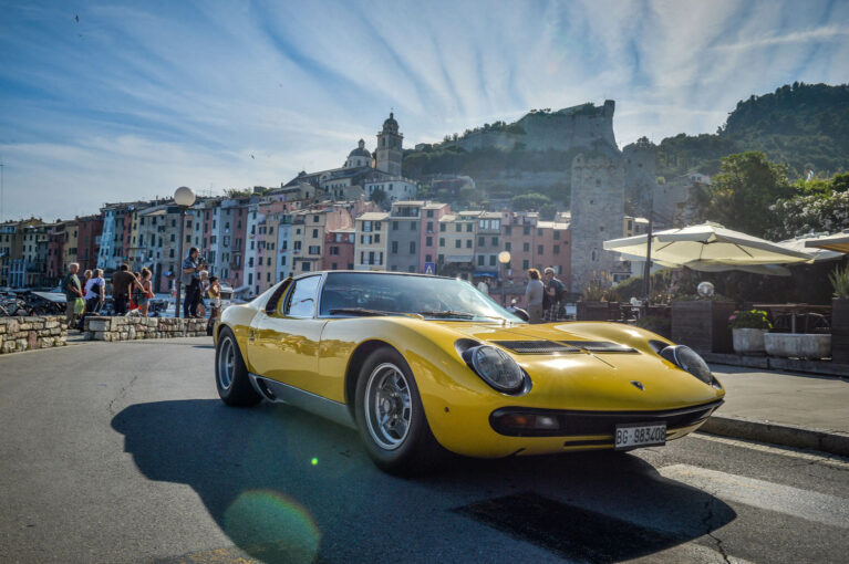 Lamborghini Miura SV (2)