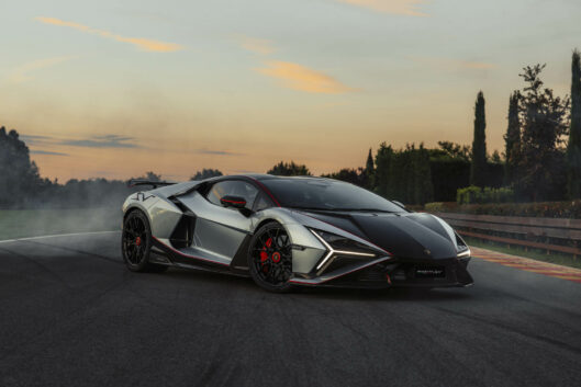 Lamborghini Revuelto SV (2)