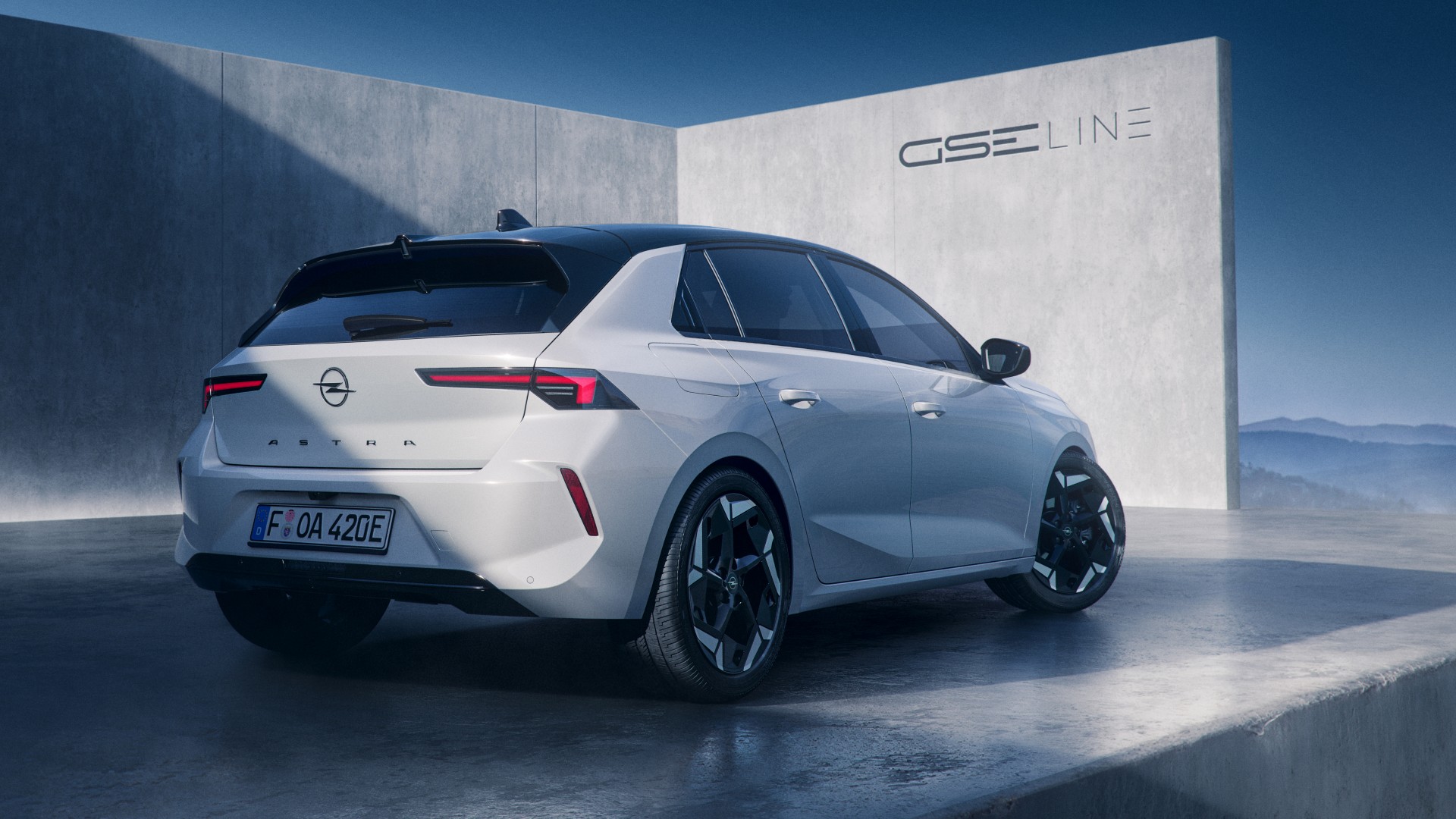 Opel Astra GSE Line Paris 2 Opel Astra GSE Line: Η σπορ πλευρά του Astra αποκαλύπτεται στο Παρίσι