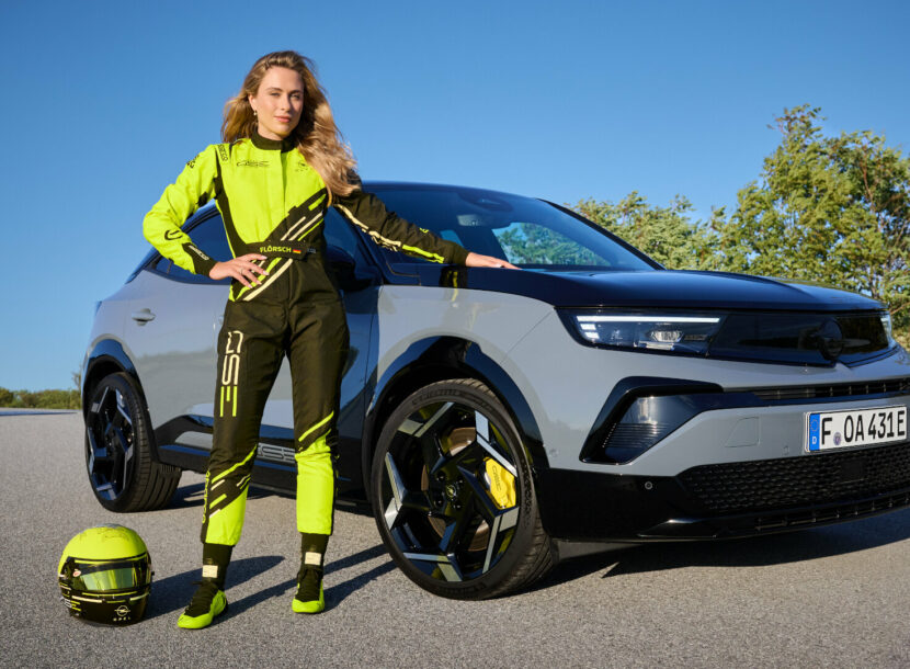 Opel Mokka GSE with Brand Ambassador Sophia Florsch(4)
