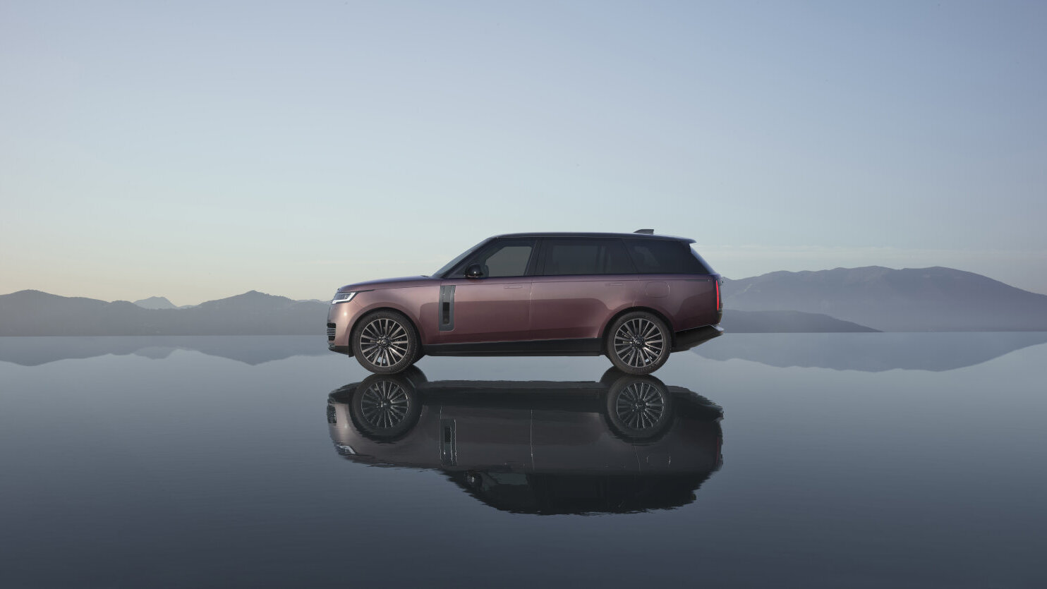 RANGE ROVER ELECTRIC 2026 (15)