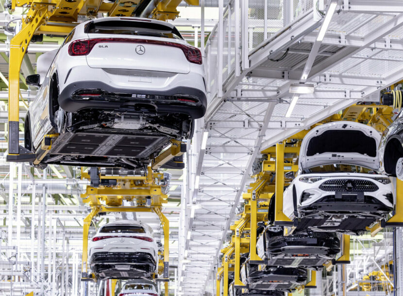 mercedes benz gla factory 2026 (5)