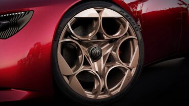 Alfa Romeo Cuorerosso 010
