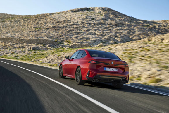 BMW M350 xDrive (7)