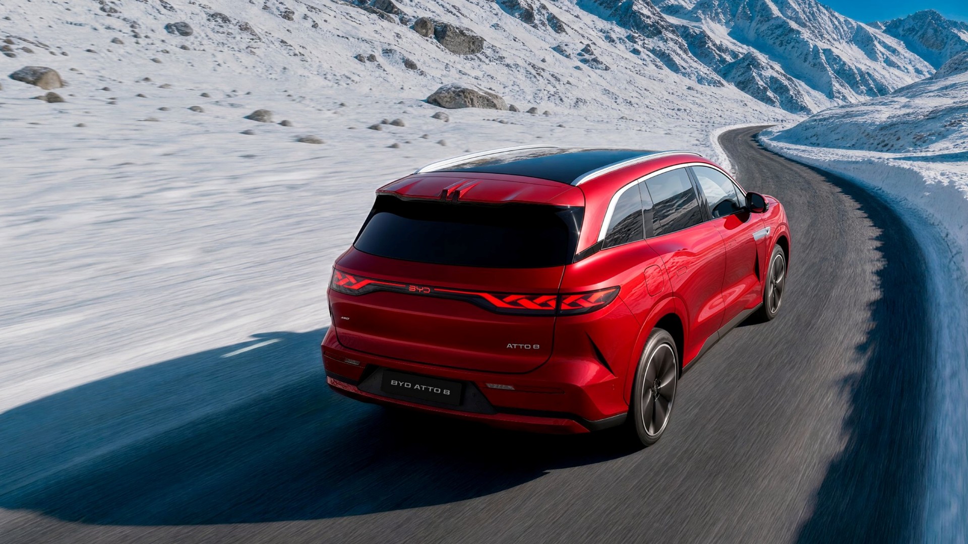BYD Atto 8: Νέο 7θέσιο ηλεκτρικό SUV με 775 ίππους και φόρτιση σε 9 λεπτά