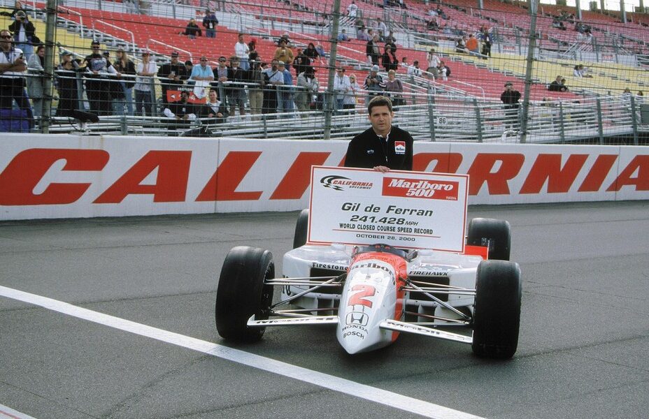 CART Gil de Ferran (Penske) 2001 (3)