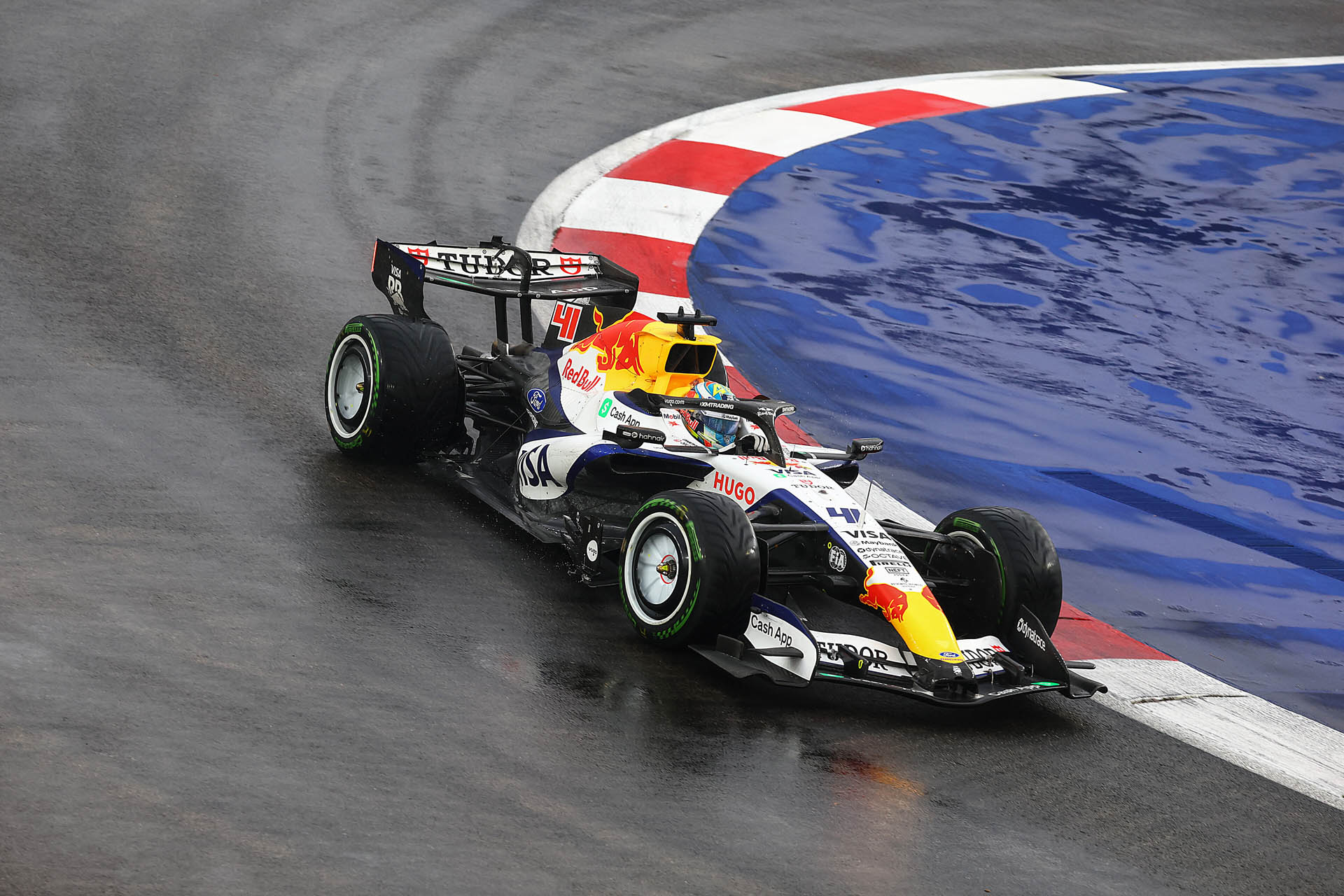F1 Arvid Lindblad (Racing Bulls) 2026 Singapore GP (1) F1 Arvid Lindblad (Racing Bulls) 2026 Singapore GP (1)