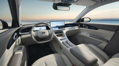 Geely E2 (4)