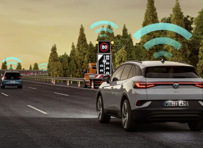 NXP VOLKSWAGEN V2X