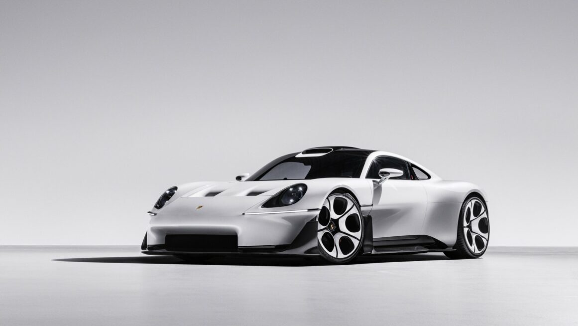 Porsche Mission S (1)