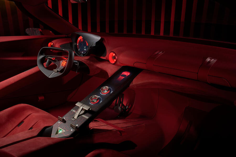 alfa romeo cuorerosso