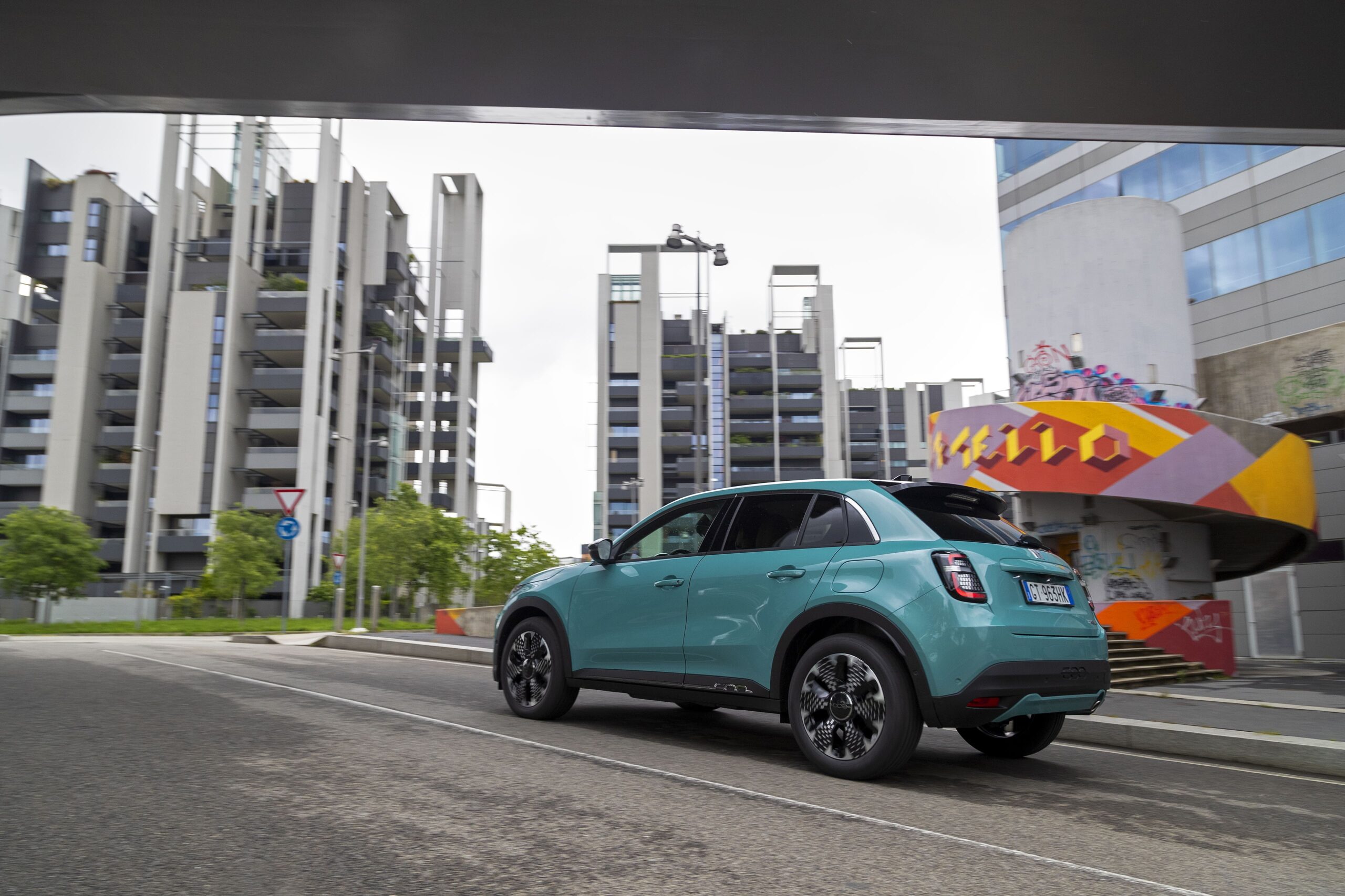 fiat 600 hybrid (1) fiat 600 hybrid (1)
